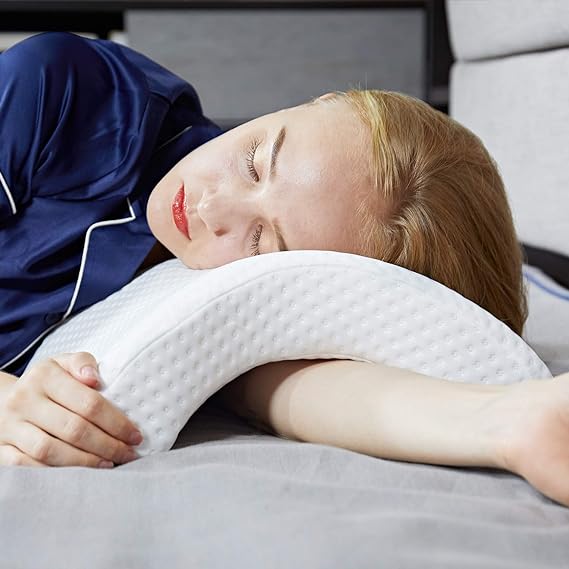 Arc 8 Pillow |مخدة آرك 8
